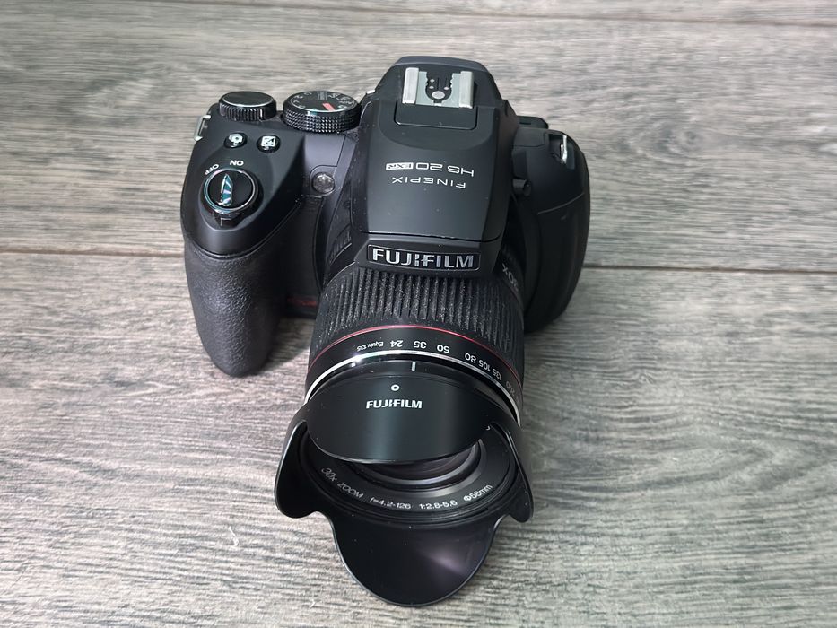FujiFilm HS20 impecabila