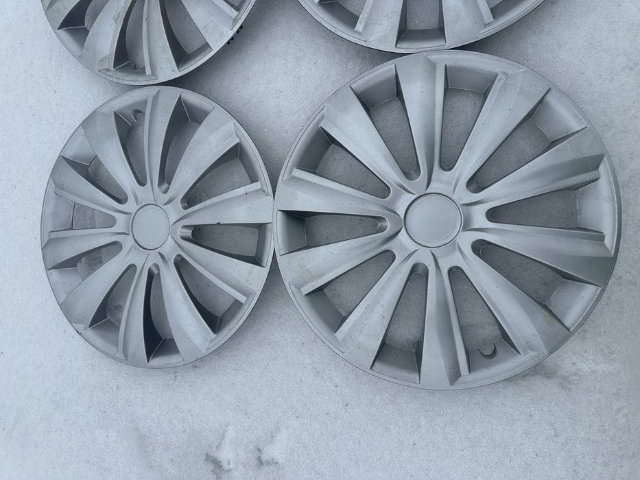 Колпаки,диски комплект