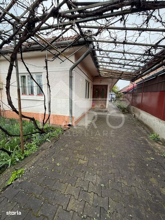 Vand casa in Sancraiu de Mures , situat in Sancraiu de Mures