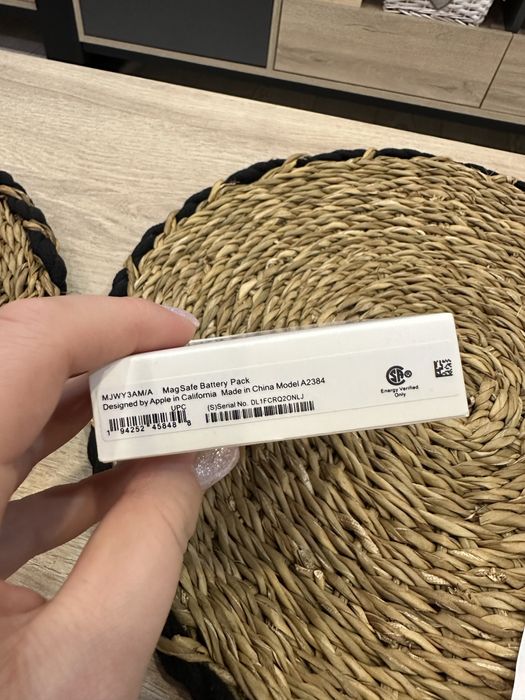 Iphone battery pack magsafe