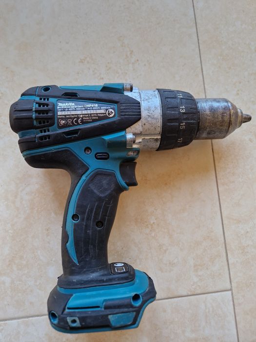 Makita DHP 453 , DHP 458 - masina de gaurit su insurubat