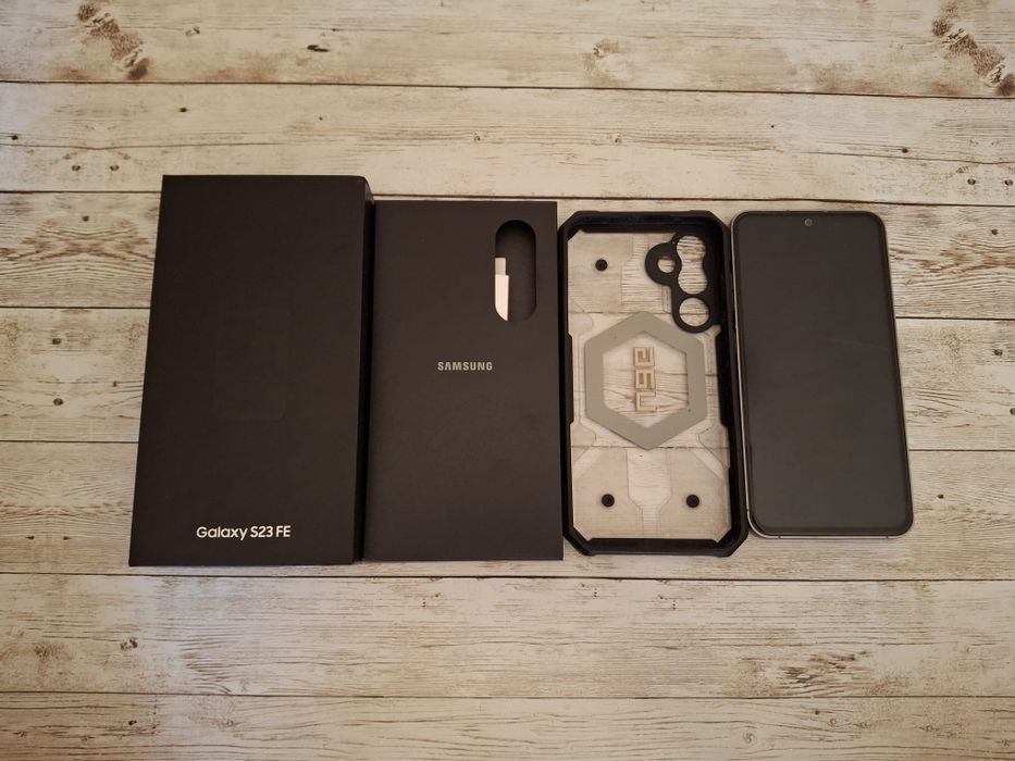 Vând Telefon S23 FE 256GB 8GB RAM Black GRAPHITE, in stare excelentă