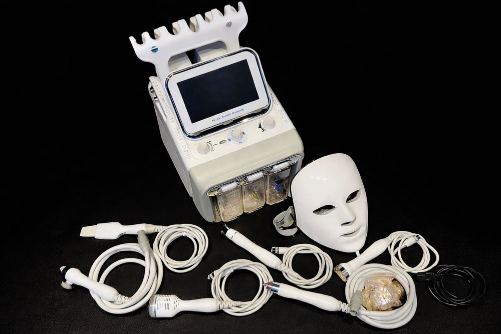 апарат за водно дермабразио,кислород,RF 7в1 неразличим от нов