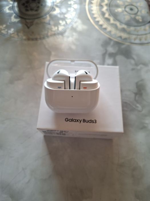 Samsung A56 256gb va samsung buds 3 naushnik