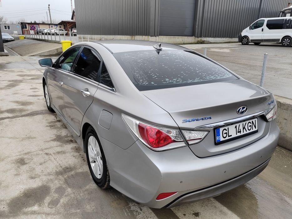 Hyundai sonata 2.0 hibrid
