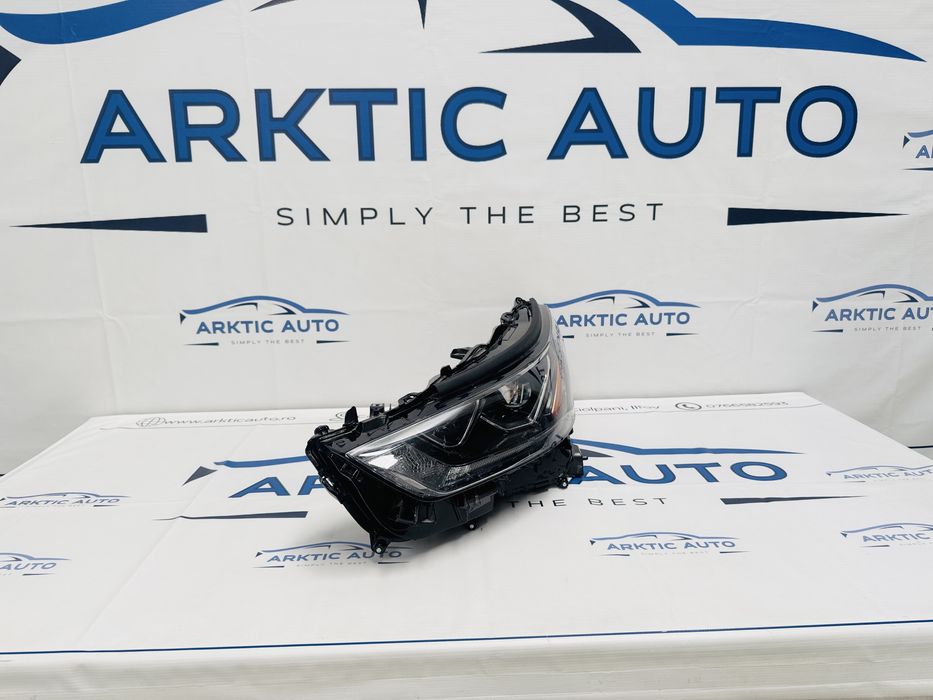 Far stanga led Toyota Highlander cod 10100-8A06K