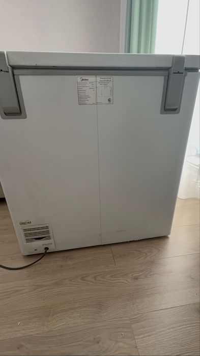 Морозилка Midea 198л б/у состояния после ремонта