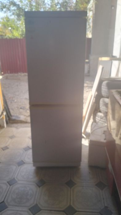 Продам холодильник LG
