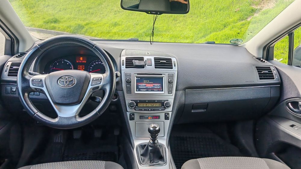 Toyota Avensis T27 2.0d 124 cp