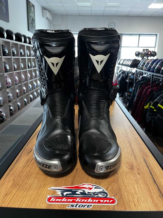Mото ботуши DAINESE TORQUE D1 OUT 42,всички протектори,подвижна става