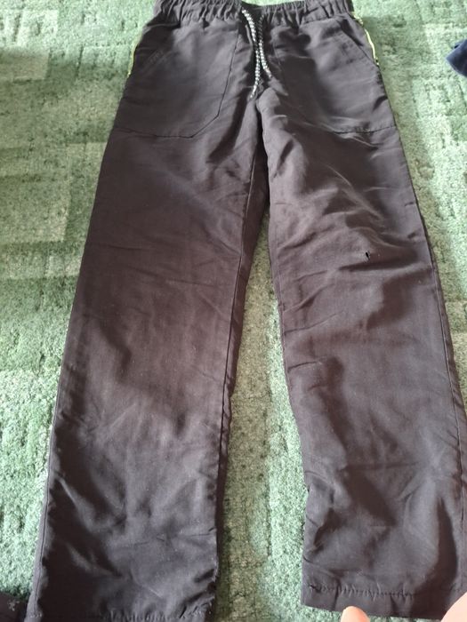 Продам детские вещи