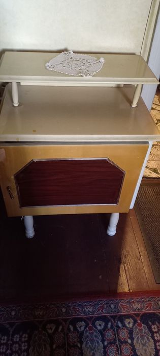 Нощни шкафчета 2 бр , винтидж