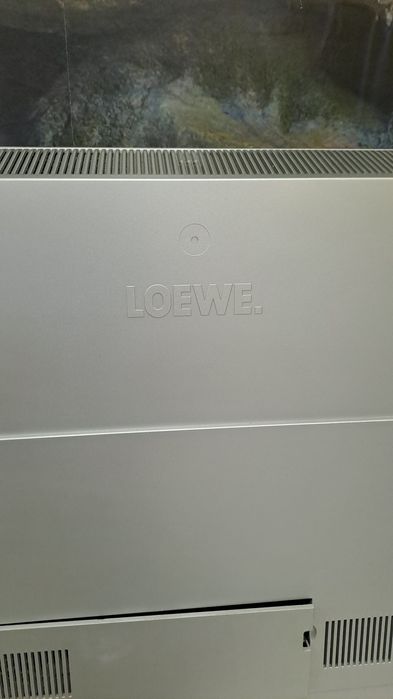 Телевизор LOEWE.