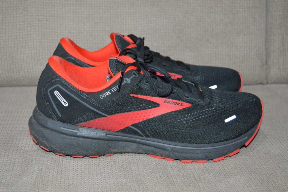 Adidasi alergare BROOKS Ghost 14 marime 45.5 Gore-tex