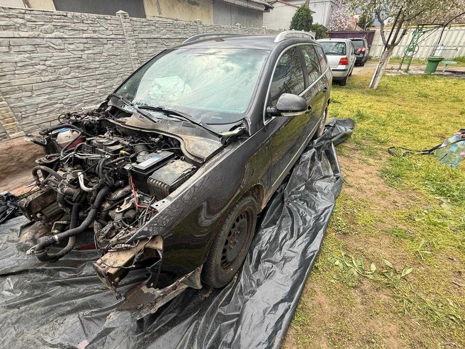 Dezmembrez VW Passat B6 Highline  2.0 TDI BMR (170CP) DSG ACC LC8Z