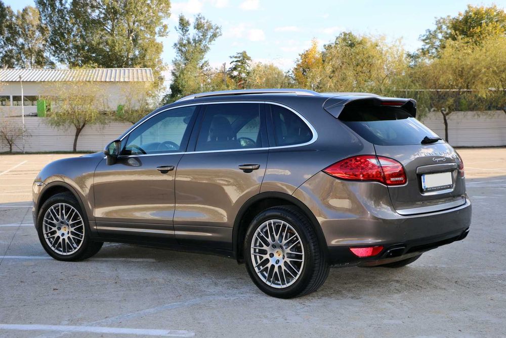 PORSCHE Cayenne 2013 — imagine 3