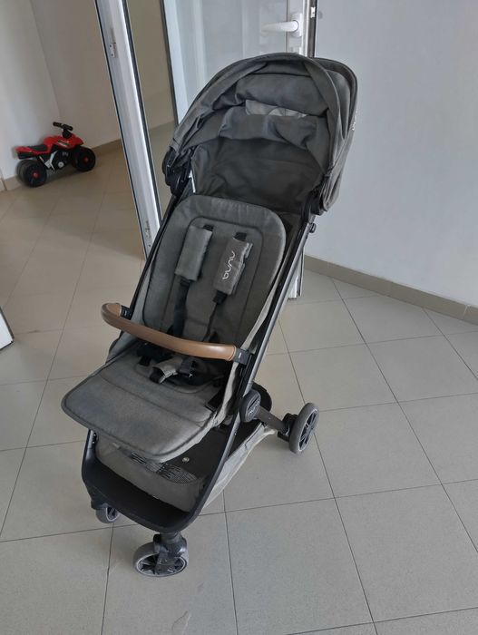 Лятна количка NUNA TRVL, цвят Pine (зелен)