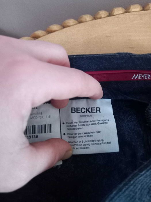 Pantaloni barbatesti gen raiati MEYER