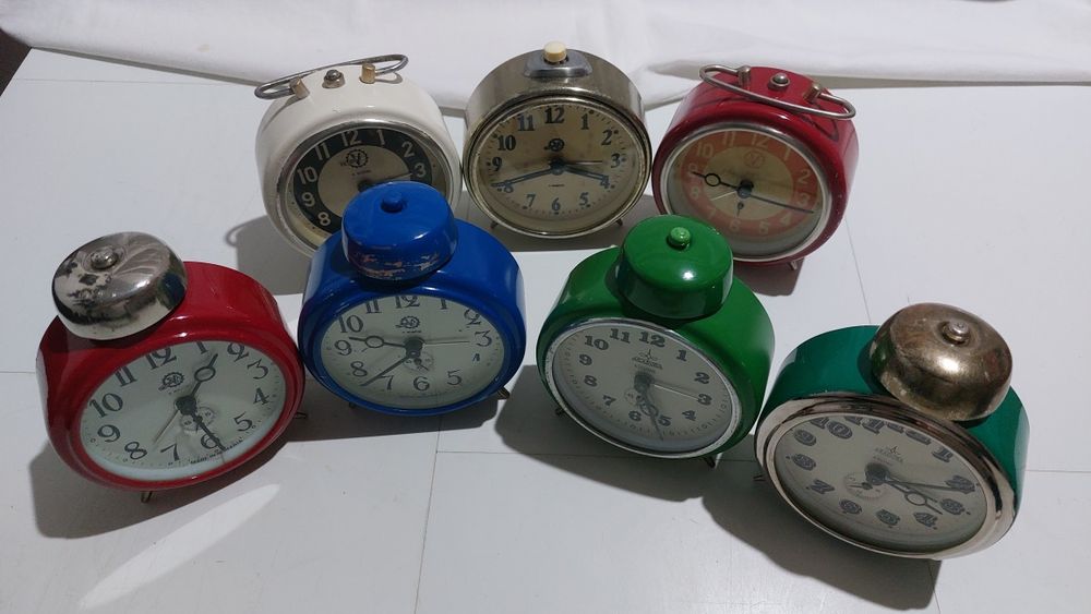 ceas de masă Victoria și Aradora