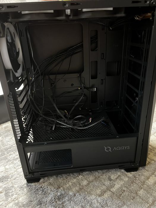 Carcasa pc Aqirys cu 3fan RGB