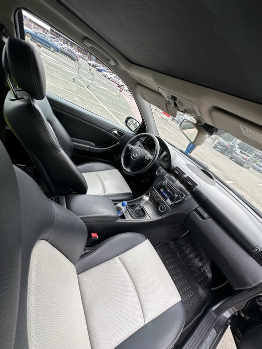 Mercedes c class cl203 2.2 150 cp facelift