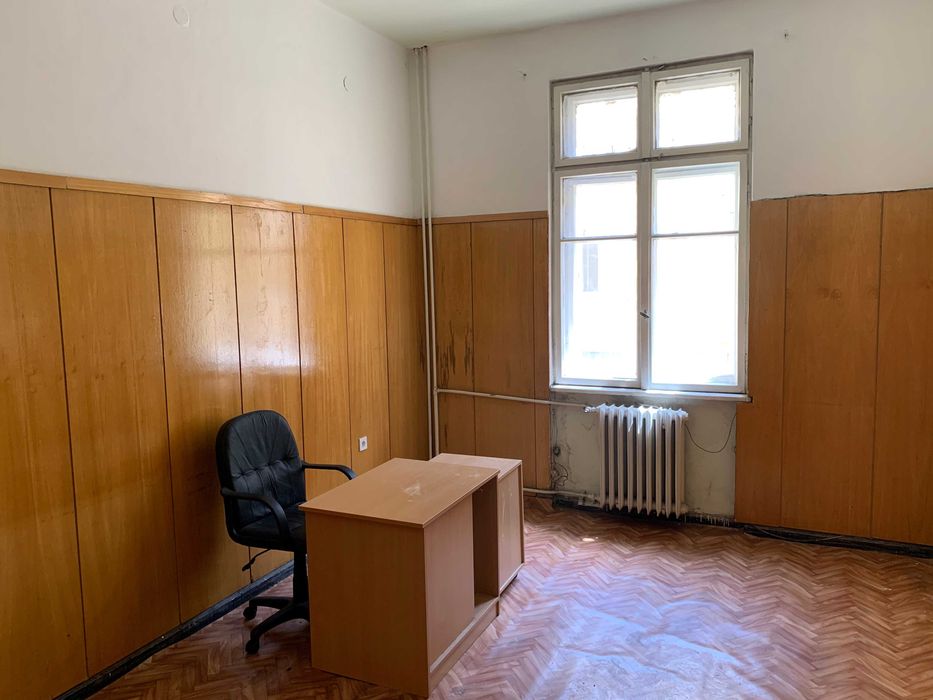 Стая / ОФис под наем 2 бр. - гр.София, бул.Витоша 1а