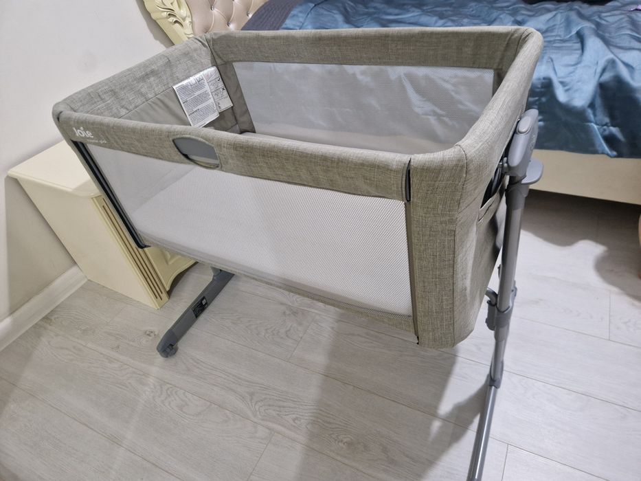 Детский манеж от фирмы JOIE