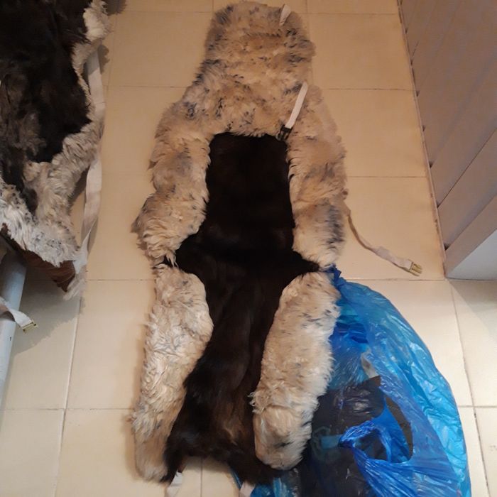 Чехол автомобильный меховой