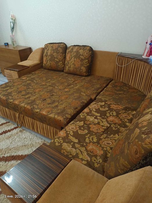 Продам диван угловой