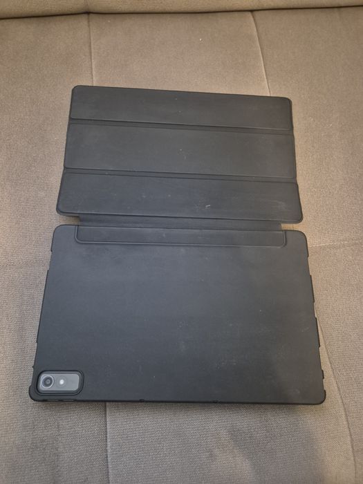 Lenovo P11 Gen 2 2k 6GB RAM 128GB cu tastatură.