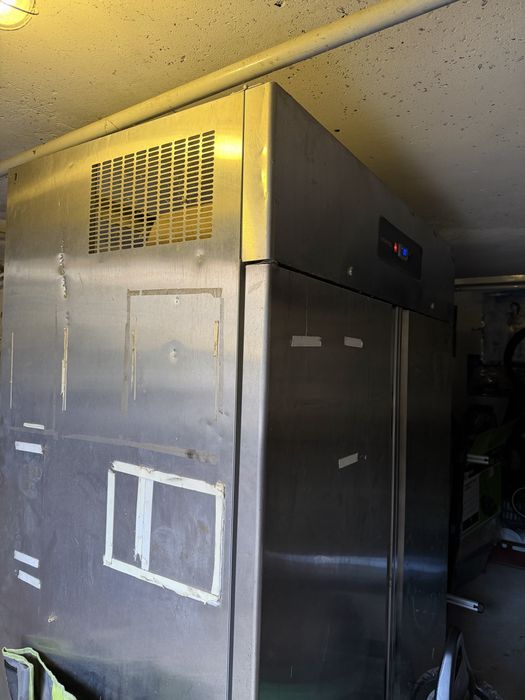Congelator profesionar 1400 litri - 2 usi