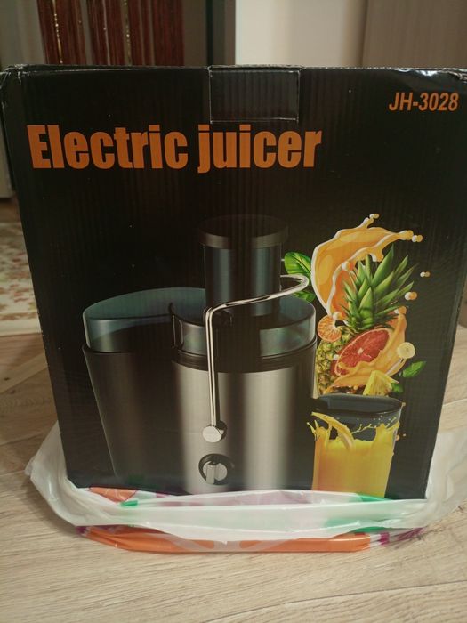 Продаётся соковыжималка