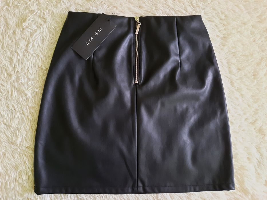 Женская одежда платья, юбка