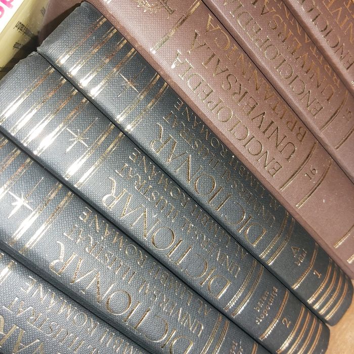 Cărți la doar 10 lei bucata!