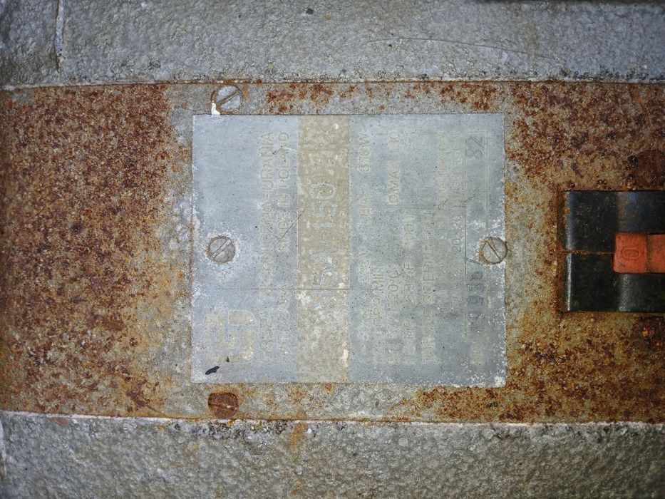 Polizor staționar pe banc