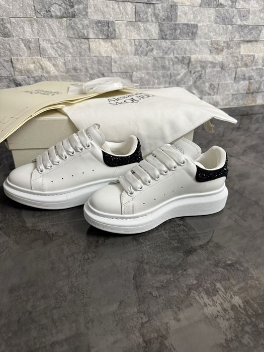 Vand alexander mcqueen marimea 36