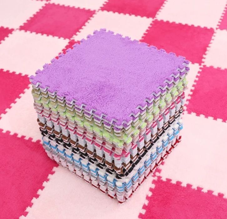 Covor puzzle Mocheta