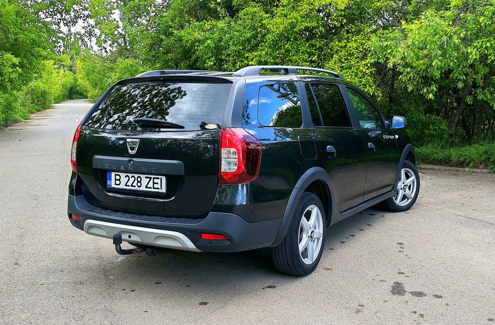 Logan MCV stepway  vopsea originală, rulează perfect
