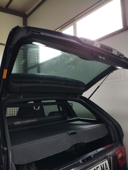 Амортисьори  заден капак за Х5 е53