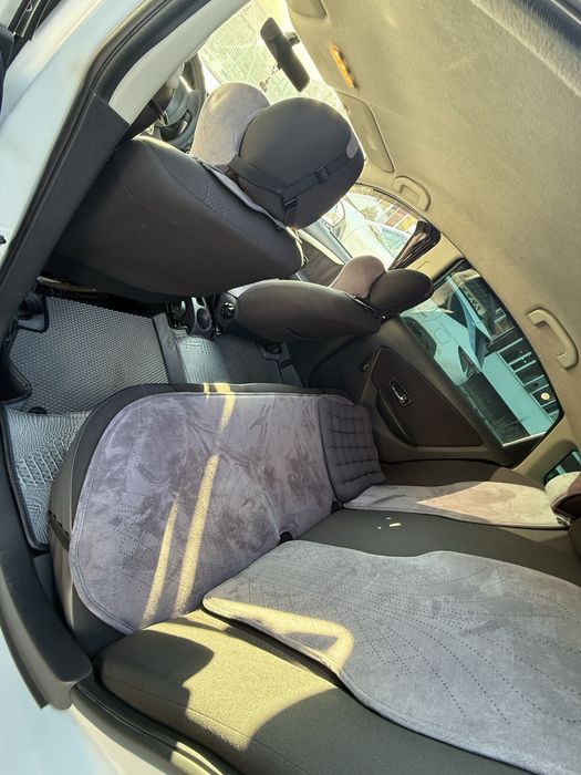 Продам ниссан альмеру