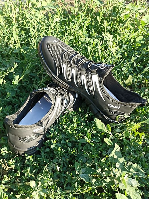 Кроссовки новые 44-45 р