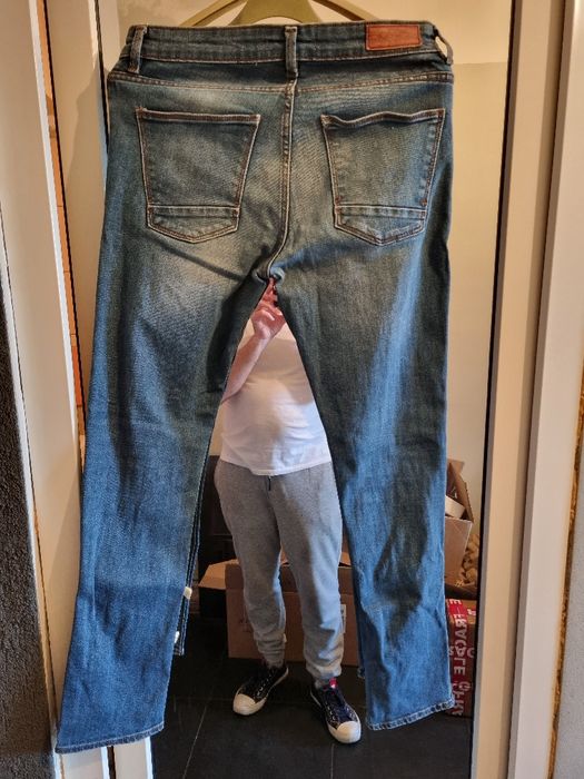 Blugi barbati " Pull & Bear" Slim Fit. Marimea 31. Perfecta stare.