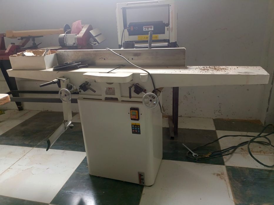 Фрезерный и фуговальный станок