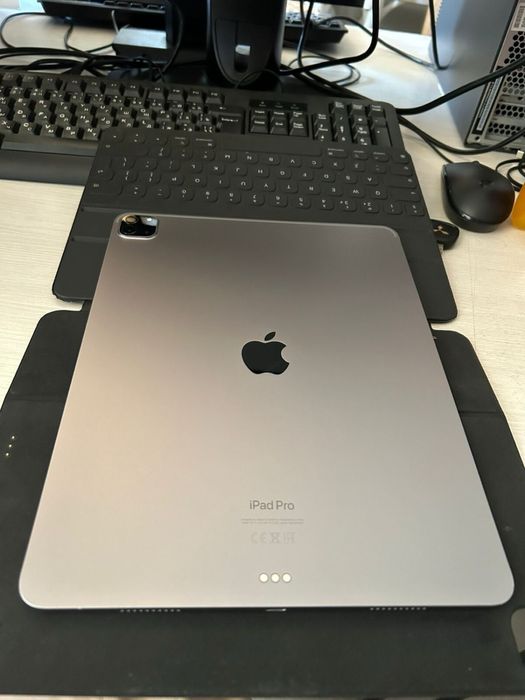 Ipad Pro 13 M2 в очень хорошем состоянии