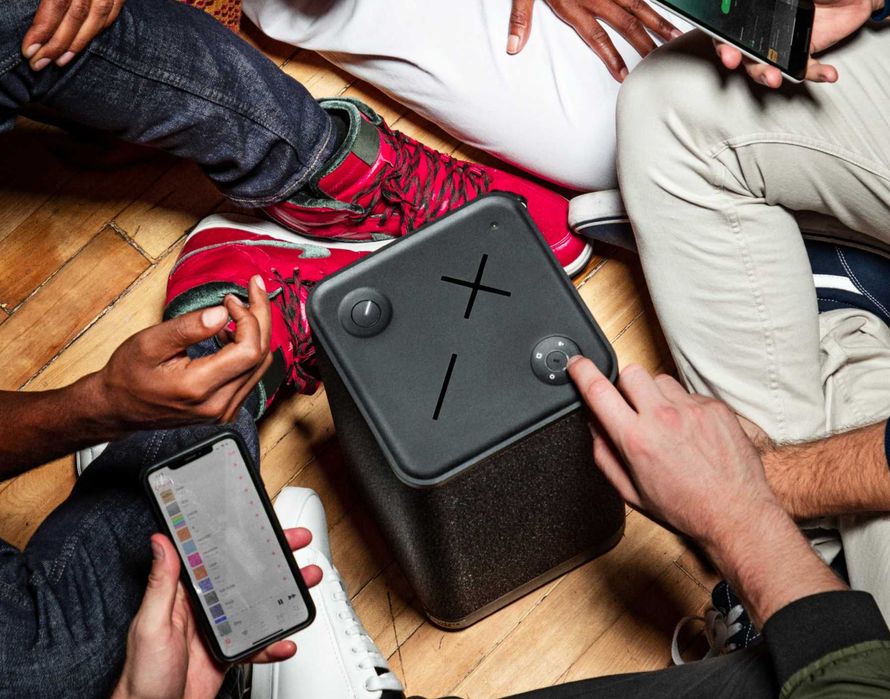 Преносима тонколона HYPERBOOM на Logitech чисто нова