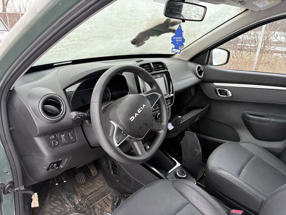 Dezmembrez Dacia Spring