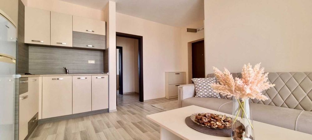 Продава се Двустаен апартамент в Несебър - 56 кв.м за 1074 €/кв.м - Снимка #3