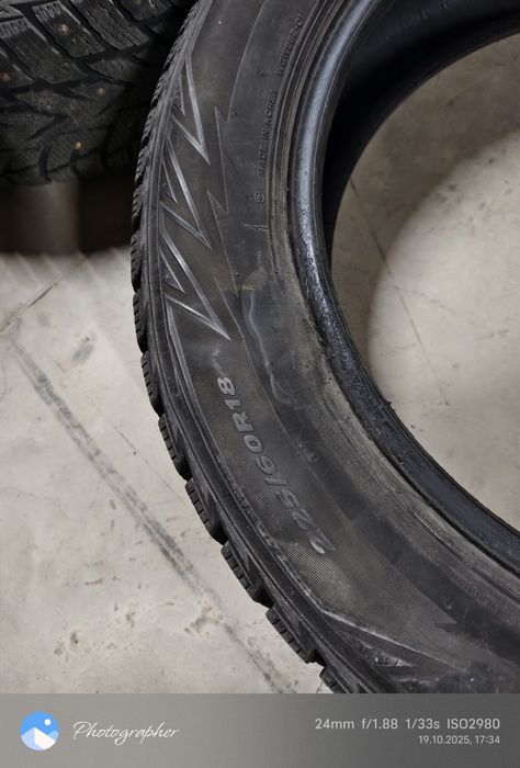 Продам резину 225/60/18