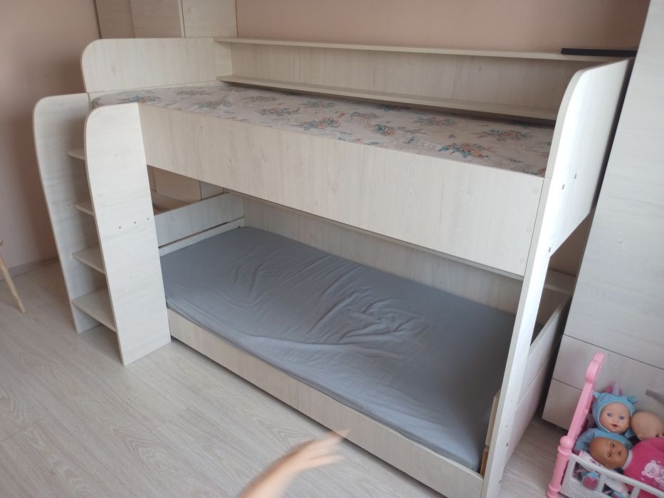 Pat supraetajat copii