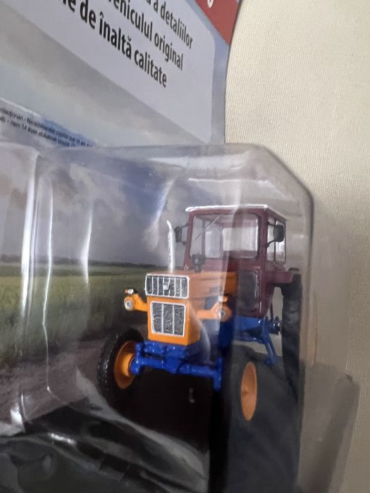 Macheta tractor UTB 650